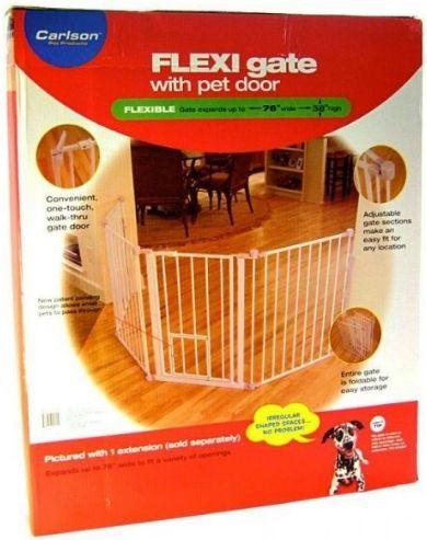 Carlson Pet Gates Flexi Walk Thru Gate with Pet Door - White